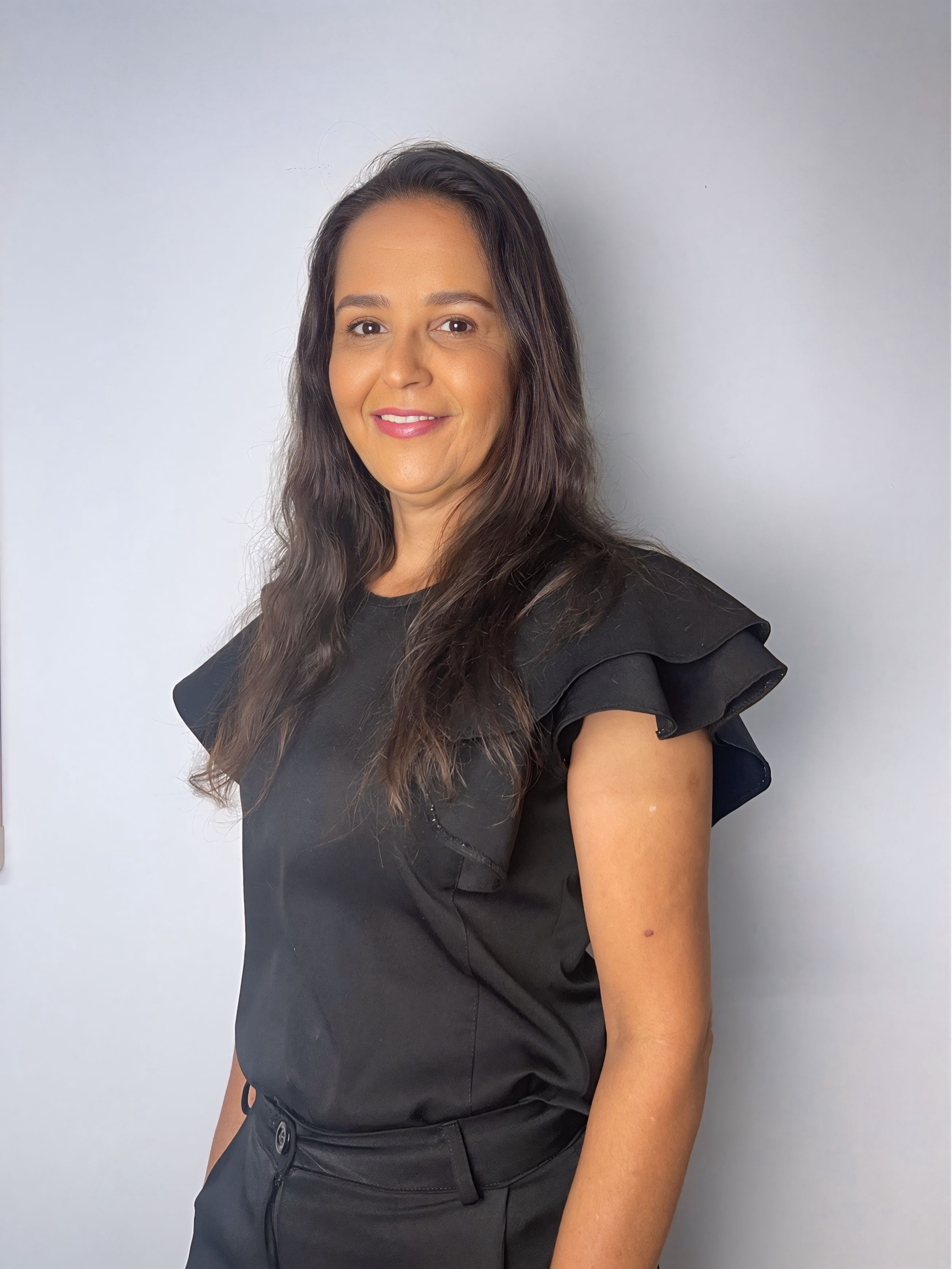 Alessandra Sabatini, Auxiliar de Limpeza